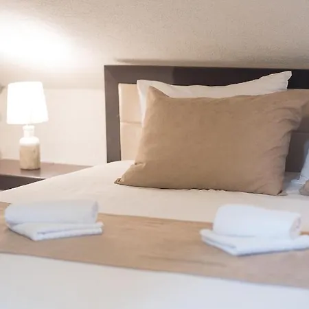 קוטור Little Bay Apartments מראה חיצוני תמונה