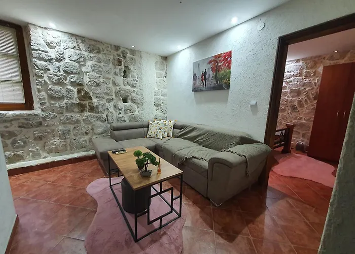 Little Bay Apartments